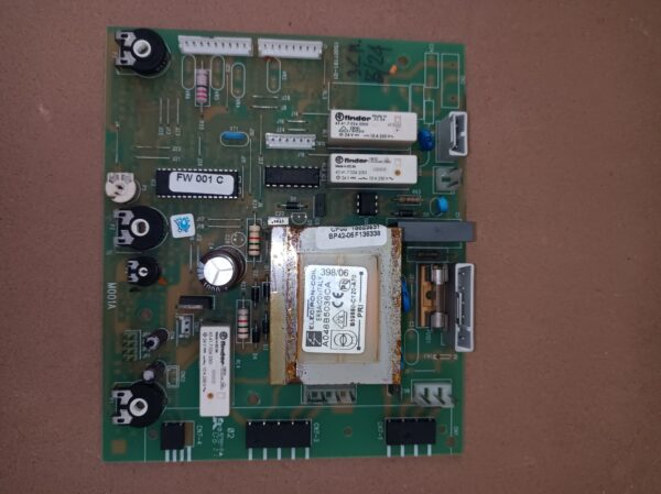 Scheda elettronica gestione CP08 per caldaie Beretta e Riello, R10023537, rigenerata.