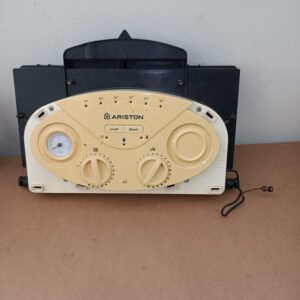 Quadro di plastica di gestione per caldaie Ariston, usato.