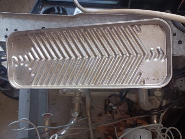 Scambiatore Sanitario 14 Piastre Caldaia Vaillant Ricambio ORIGINALE 0020073792, usato funzionante.